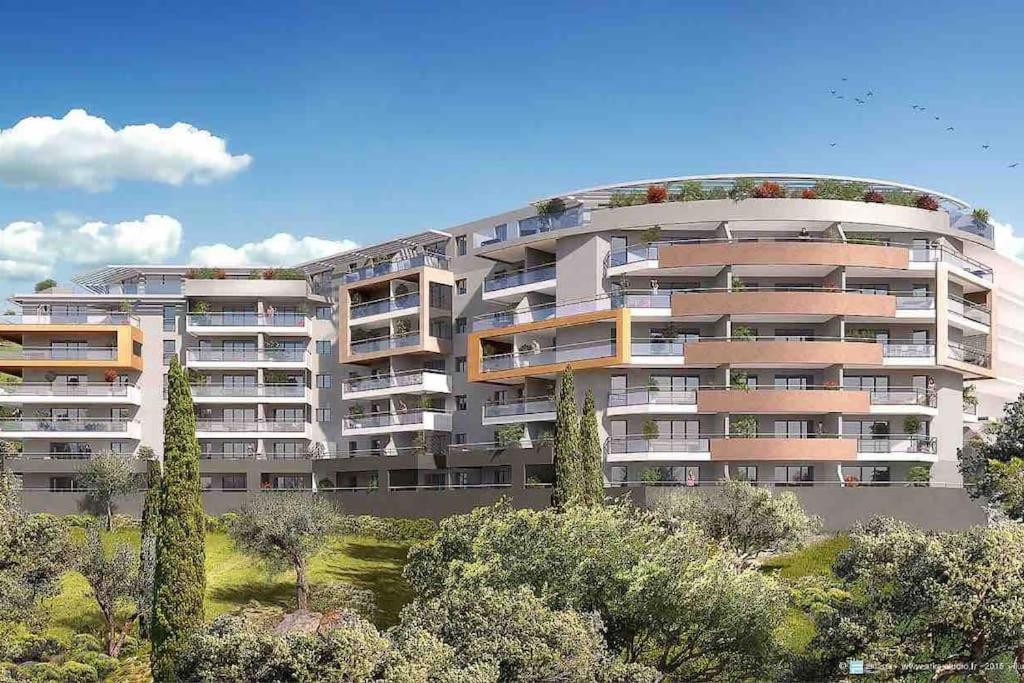 Parking Gratuit Grande Terrasse Proche Centre Ville Ajaccio  Exterior photo